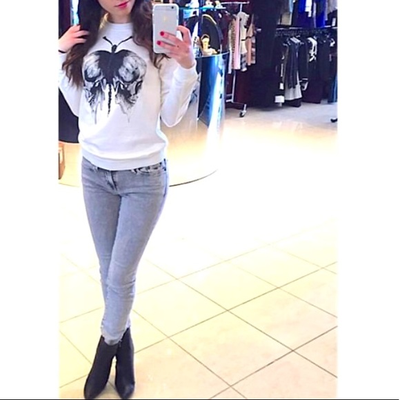 Creativity-Meets-Edgy Diesel Sweater! - Picture 1 of 5